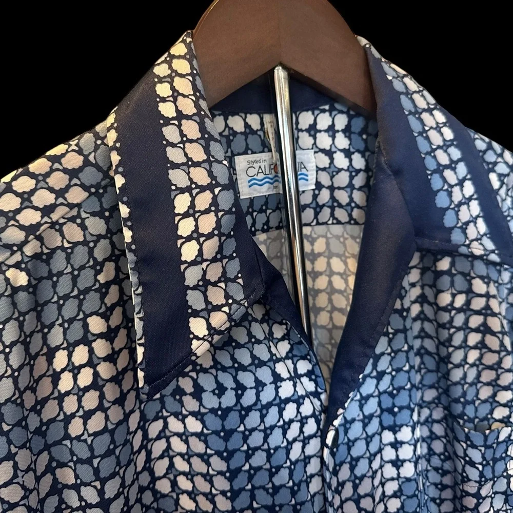 EUC - Vintage 70's | California Vibe |Pointed Collar | Button Up | Long Sleeve - Picture 1 of 7